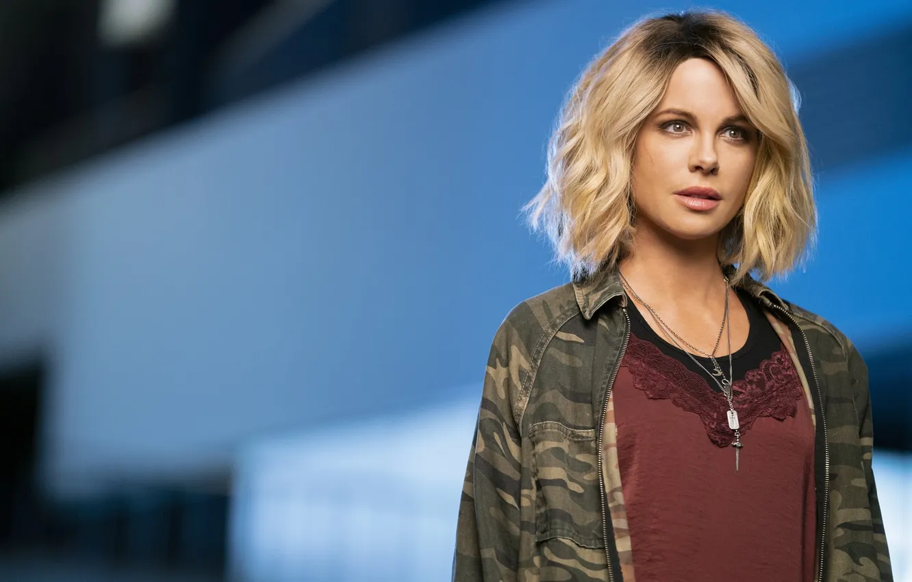 Photo wallpaper look, figure, blonde, Kate Beckinsale, Kate Beckinsale, Pretty woman on edge, Lindy, Jolt