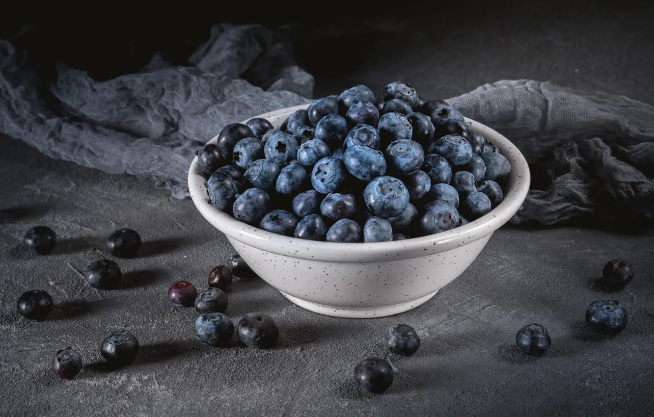Photo wallpaper berries, the dark background, table, blueberries, fabric, bowl, placer, gauze