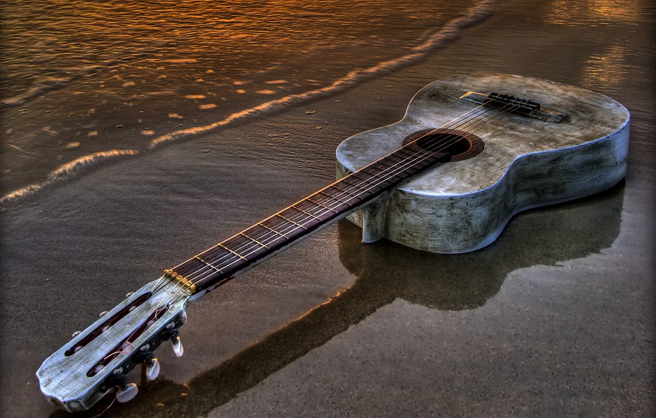 Photo wallpaper sand, water, music, guitar