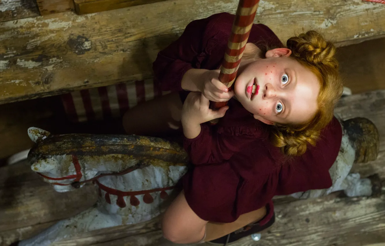 Photo wallpaper look, face, mood, the situation, girl, red, carousel, horse