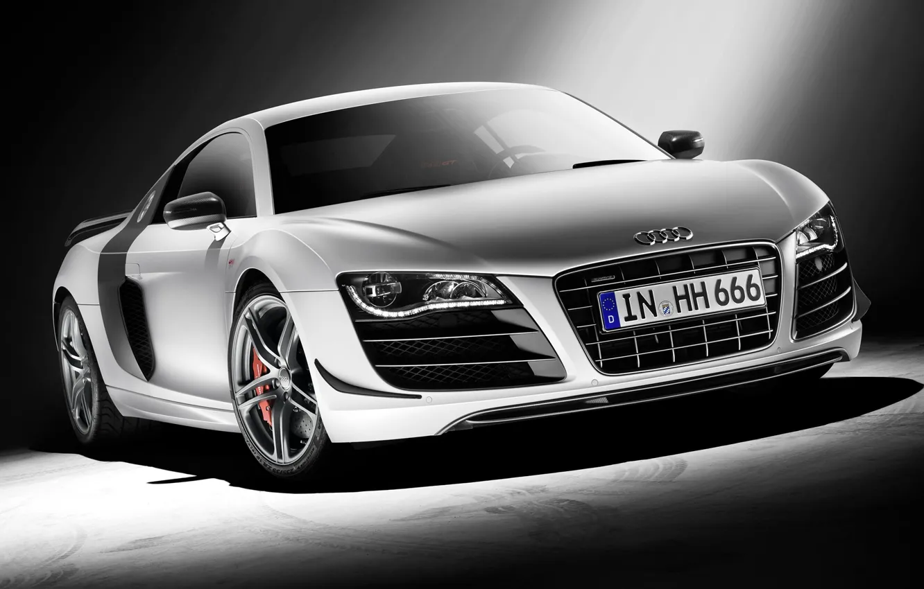 Photo wallpaper power, Audi R8 GT, license plate