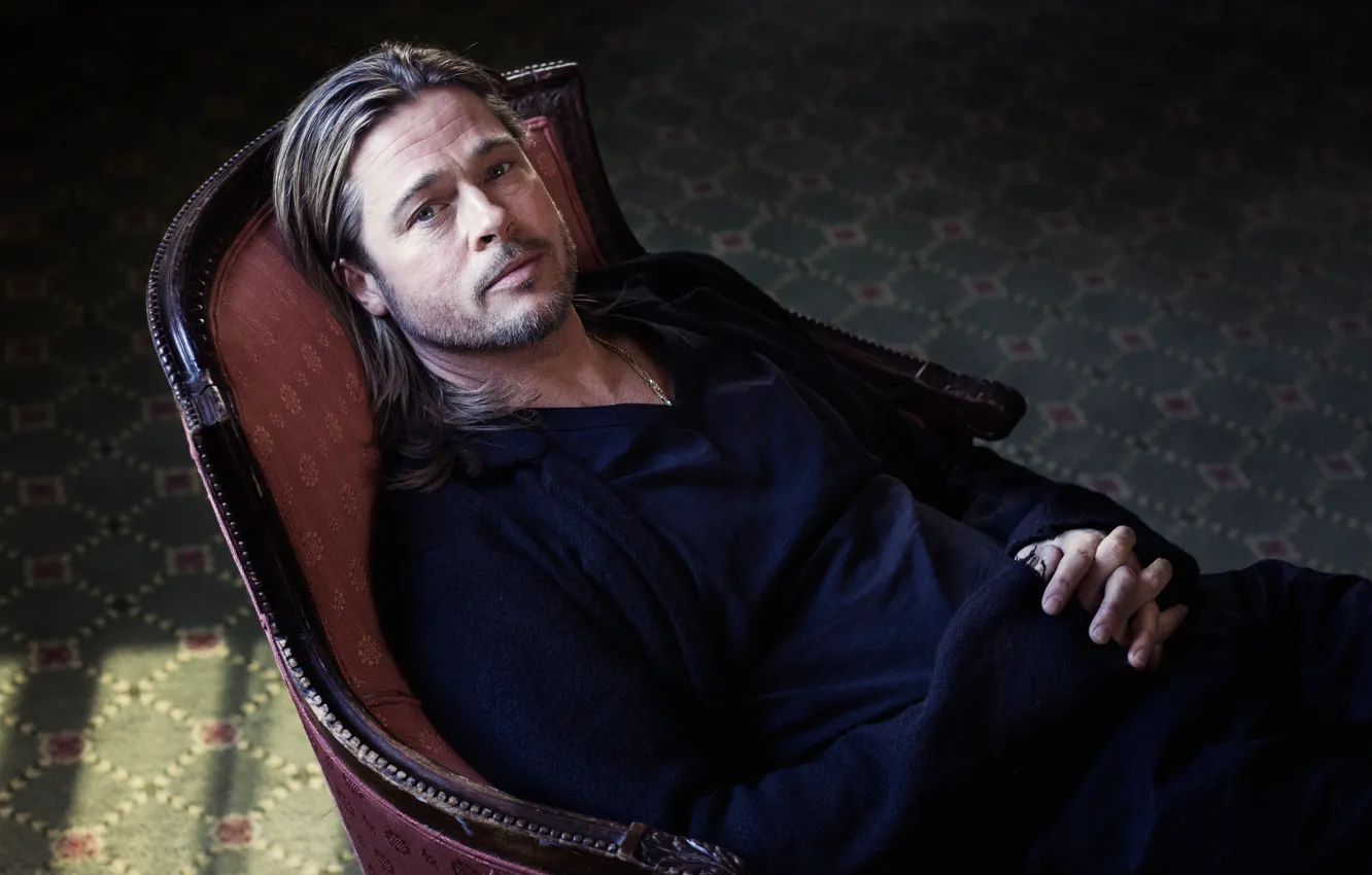 Photo wallpaper look, chair, actor, Brad Pitt, Brad Pitt