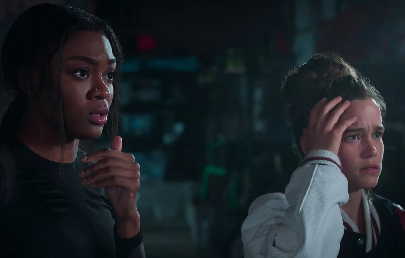 Photo wallpaper white, girl, black, surprise, the series, hunter, shock, vampire