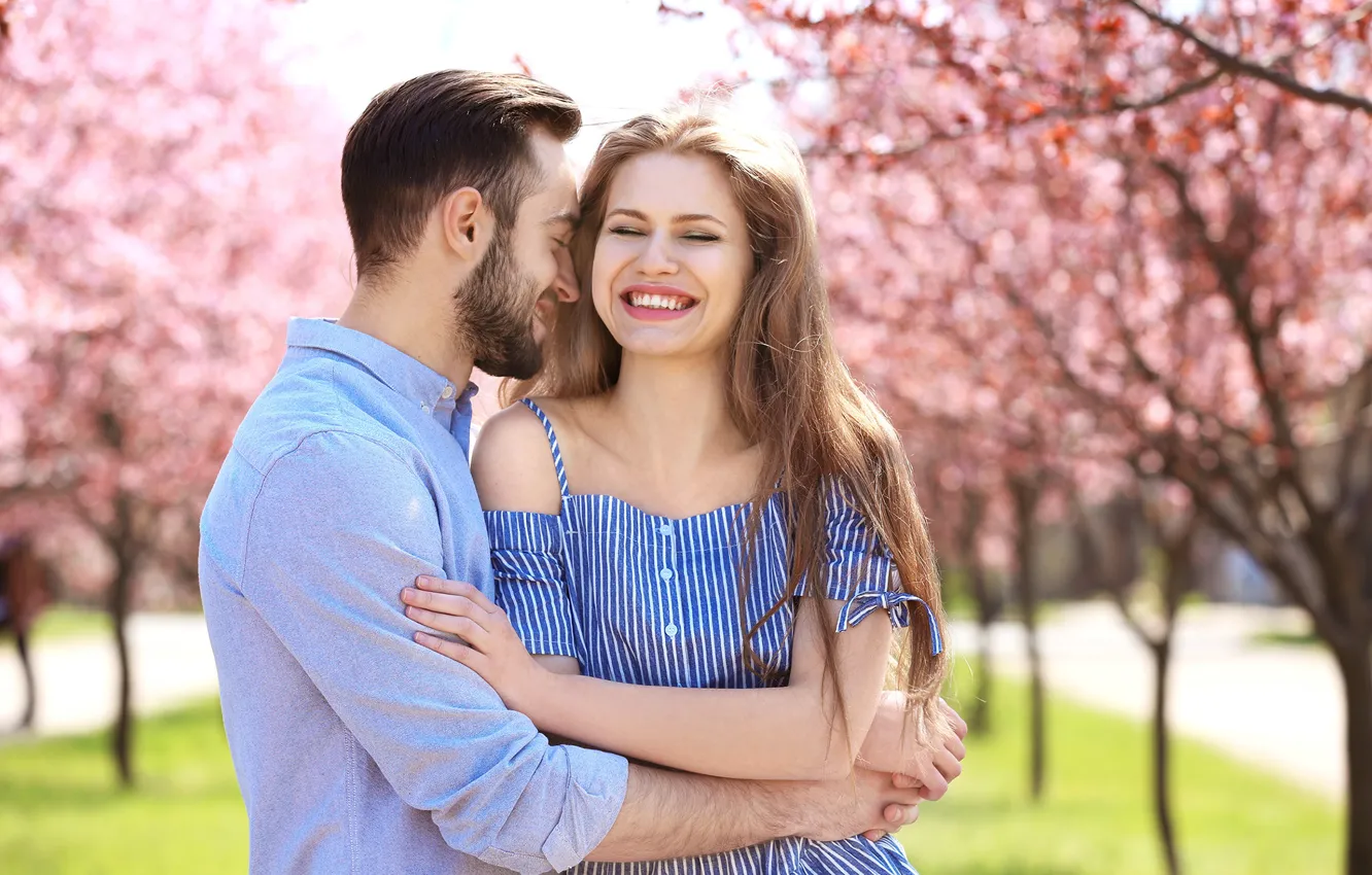 Photo wallpaper girl, trees, joy, happiness, photo, spring, hugs, guy