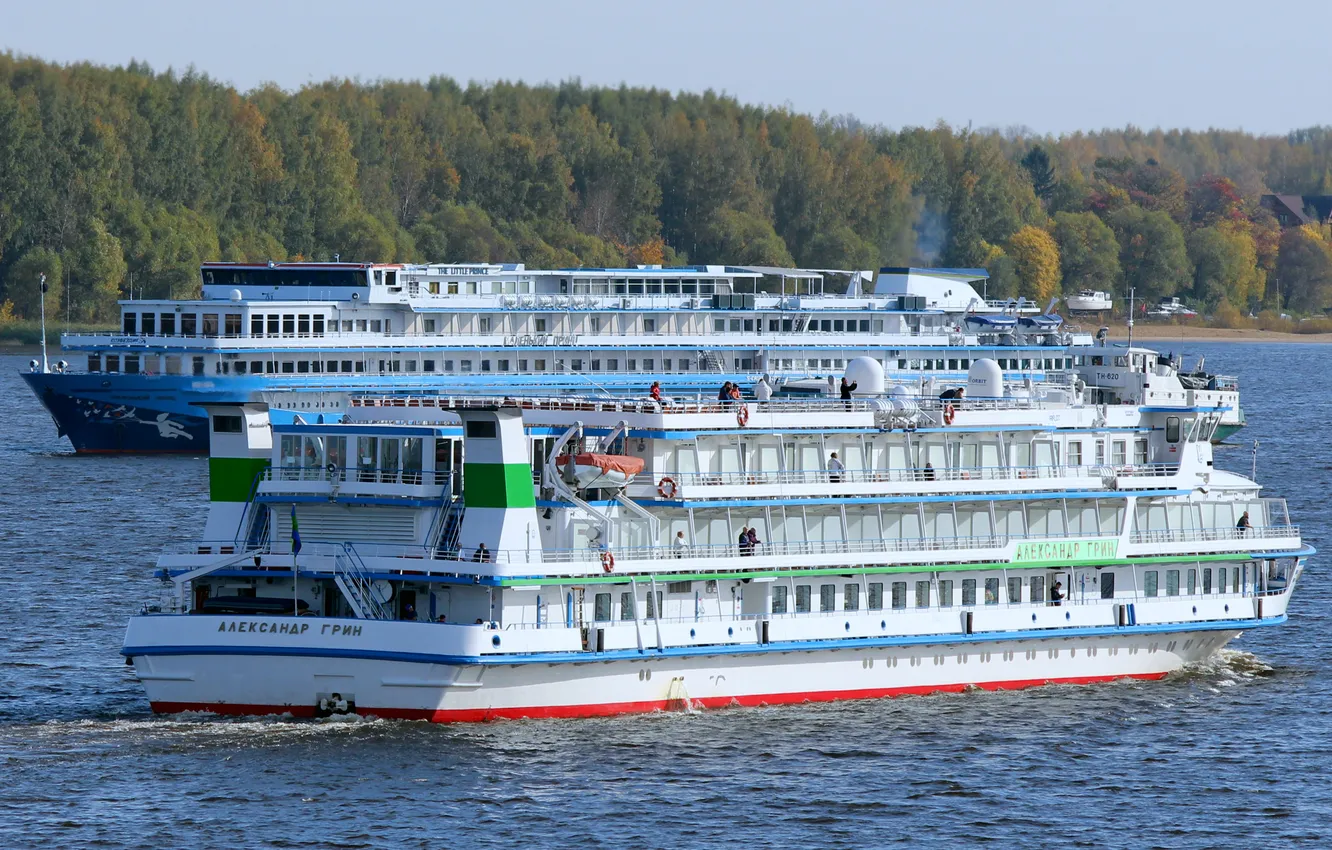 Photo wallpaper ship, cruise liner, river