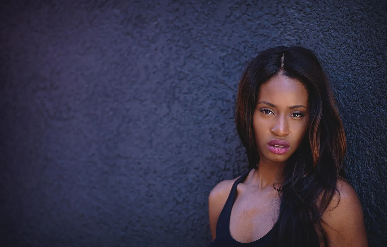 Photo wallpaper girl, face, background, hair, mulatto