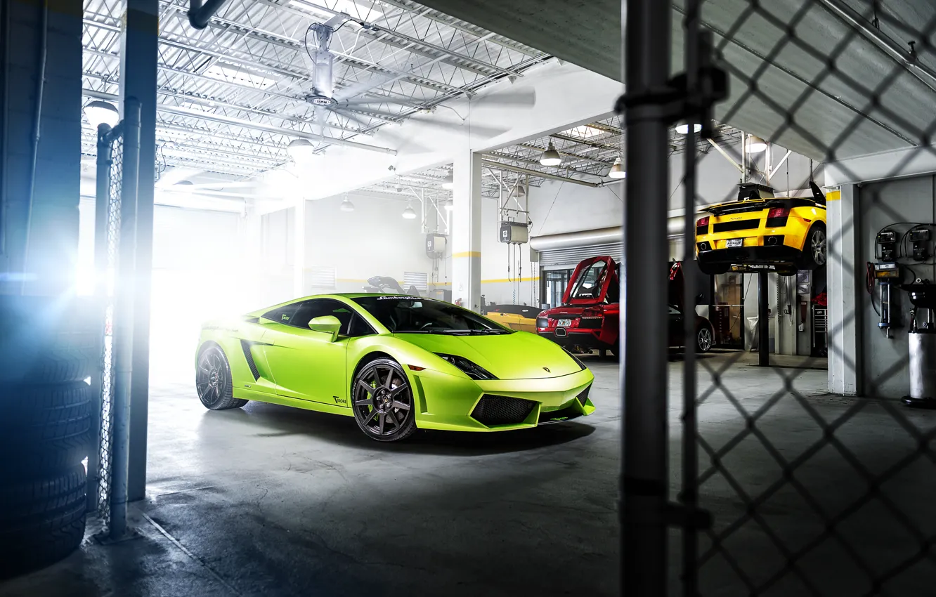 Photo wallpaper Lamborghini, Gallardo, Green, Garage