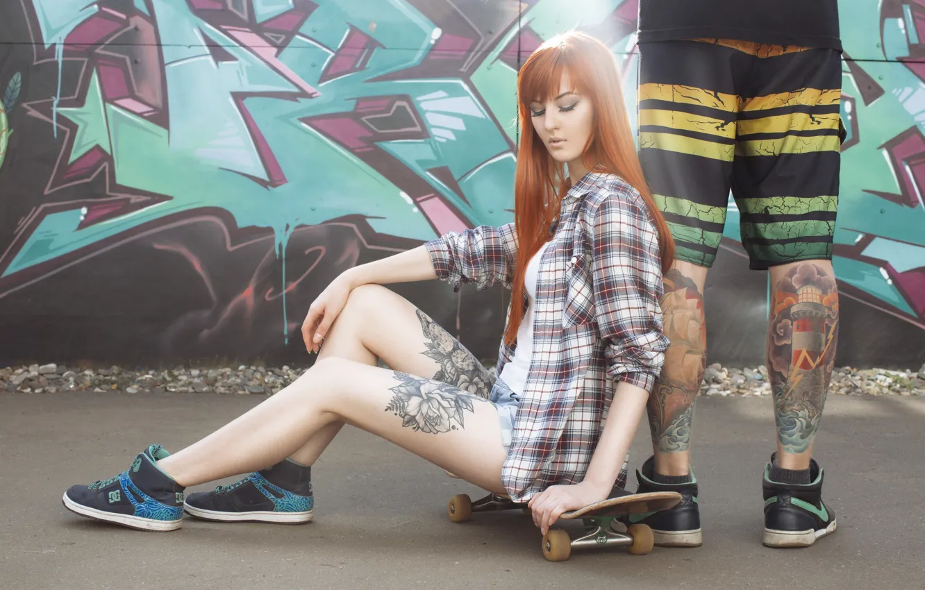 Photo wallpaper girl, feet, graffiti, shorts, sneakers, man, Mike, tattoo