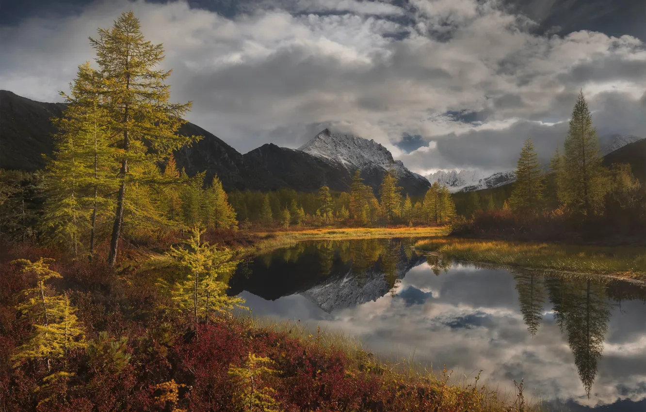 Photo wallpaper autumn, forest, the sky, clouds, mountains, clouds, lake, reflection