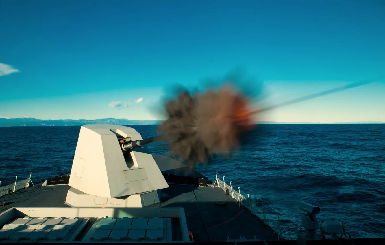 Photo wallpaper shooting, frigate, gun mount