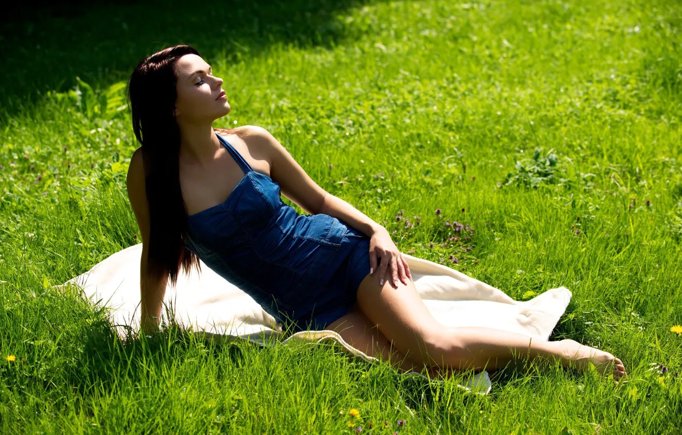 Photo wallpaper grass, girl, the sun, pose, hair, beautiful, sundress