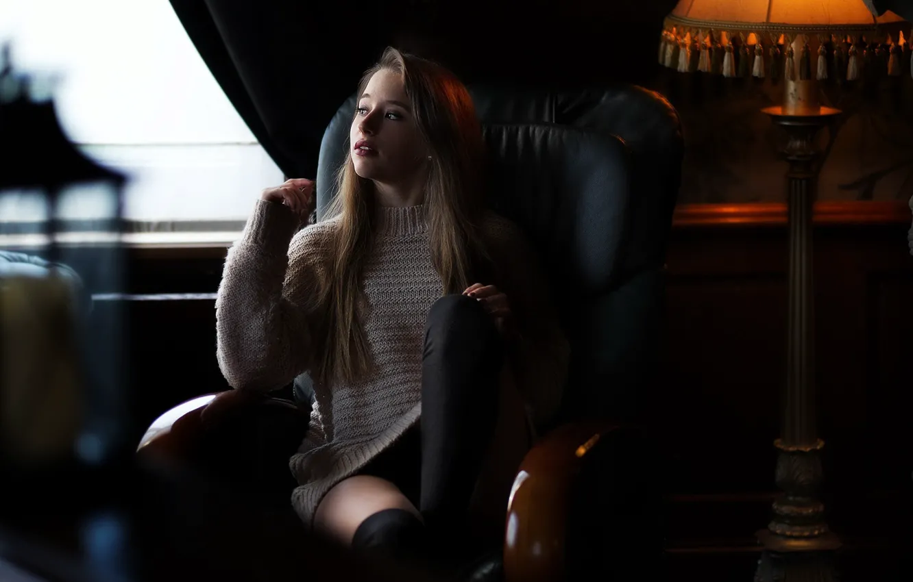 Photo wallpaper girl, chair, Stephanie