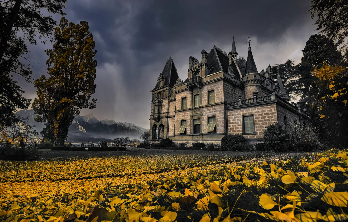 Photo wallpaper autumn, leaves, castle, architecture