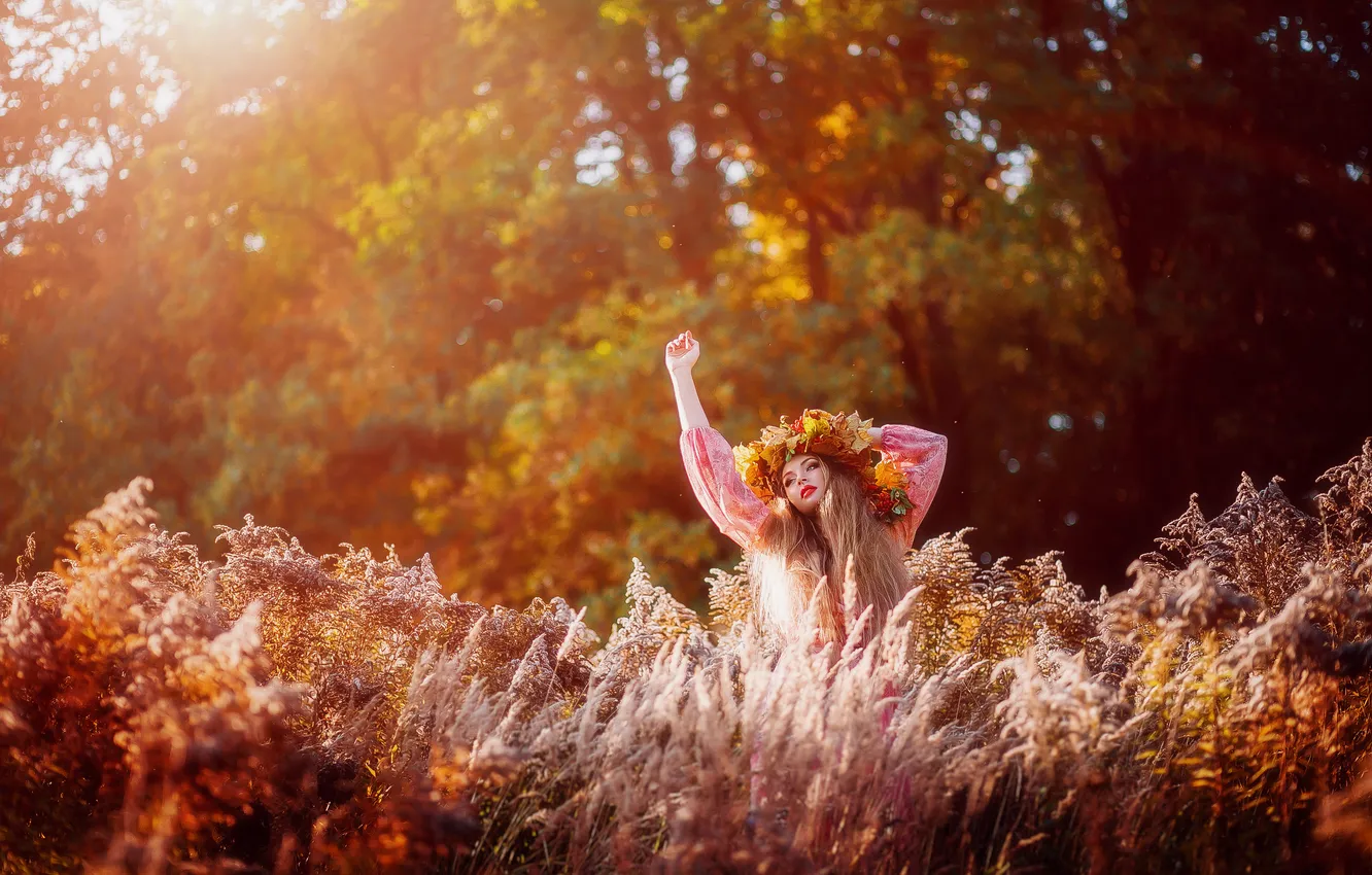 Photo wallpaper greens, grass, girl, nature, hair, blur