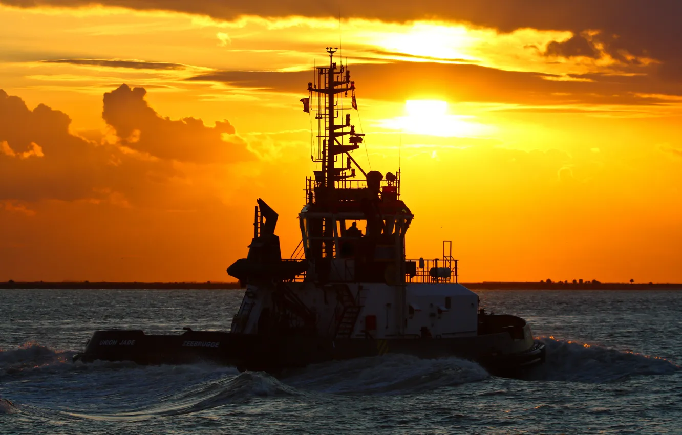 Photo wallpaper sea, the sky, the sun, sunset, tug