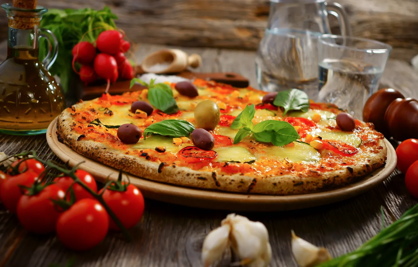 Photo wallpaper water, pizza, tomatoes, olives, garlic, radishes