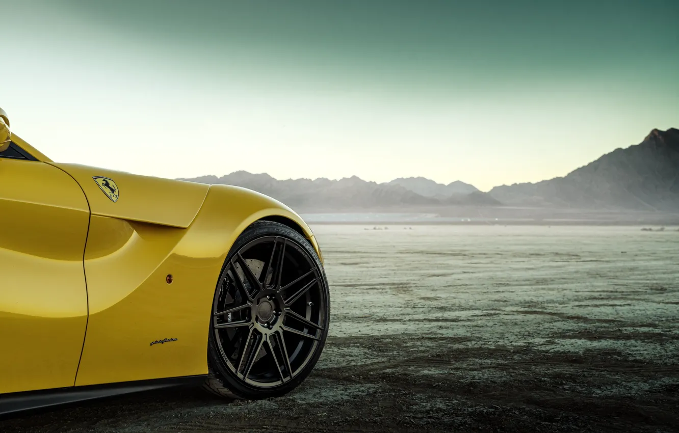 Photo wallpaper design, desert, wheel, disk, yellow, The Ferrari F12