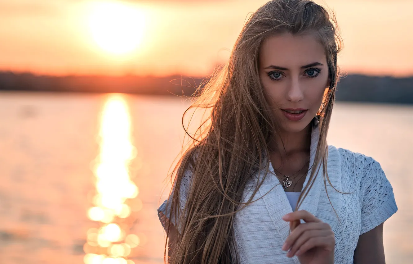 Photo wallpaper girl, long hair, sea, photo, sunset, photographer, blue eyes, model