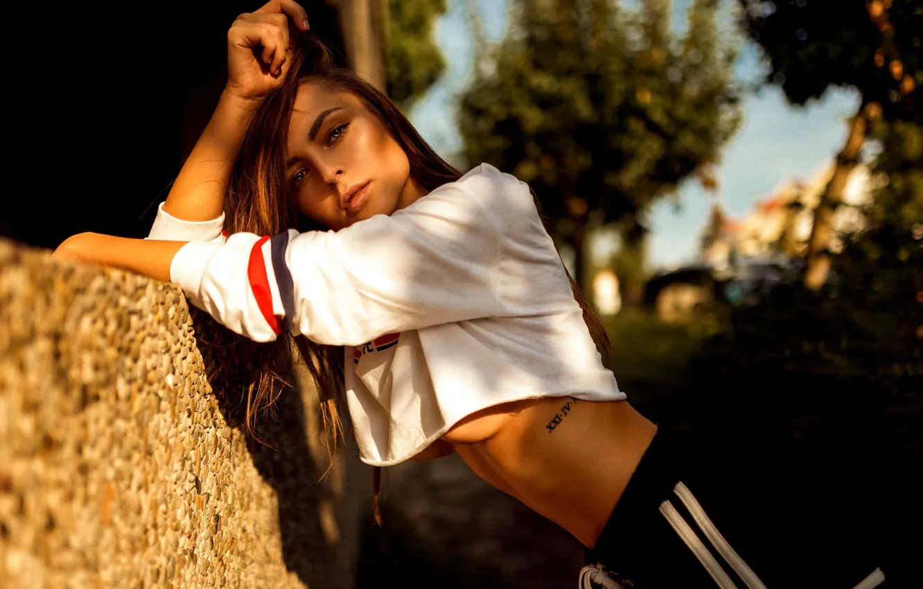 Photo wallpaper girl, shorts, tattoo, Evelyn, Miro Hofmann