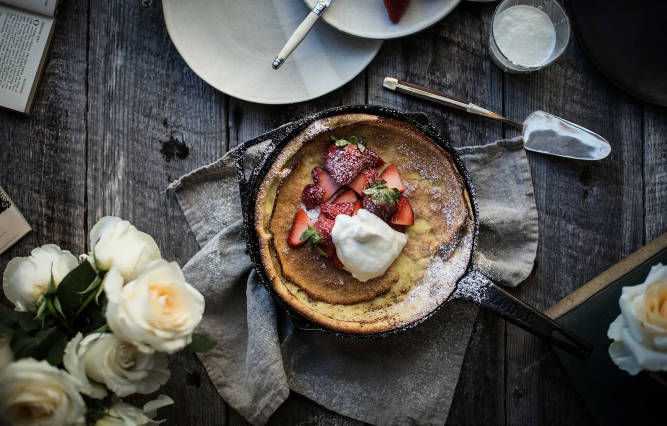 Photo wallpaper cream, roses, strawberries, pie