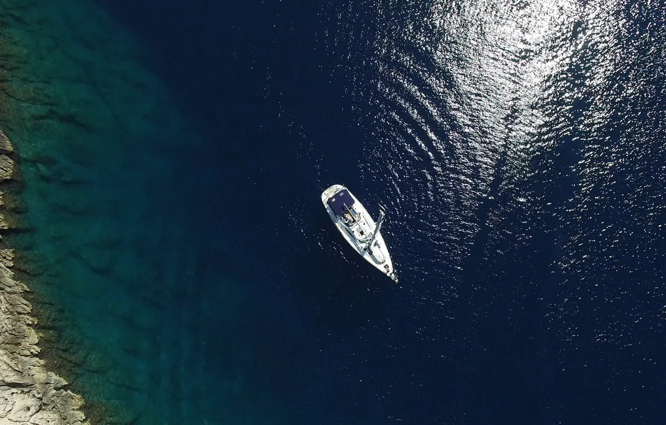 Photo wallpaper sea, reflection, rocks, shore, yacht, top