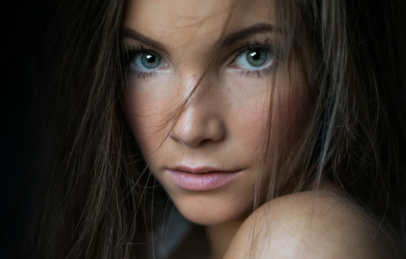 Photo wallpaper girl, face, background, model, portrait, makeup, freckles, brown hair