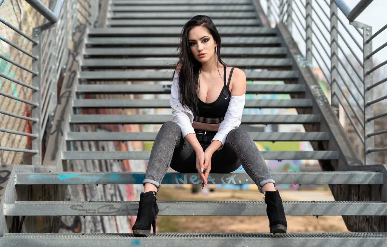 Photo wallpaper look, ladder, sexy girl, look, ladder, sexy girl, spread legs, Luigi Malanetto