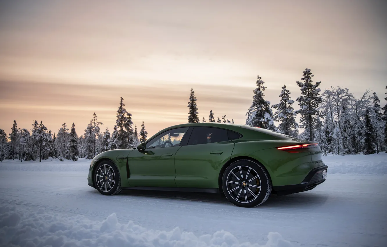 Photo wallpaper snow, Porsche, green, side view, 2020, Taycan, Taycan 4S