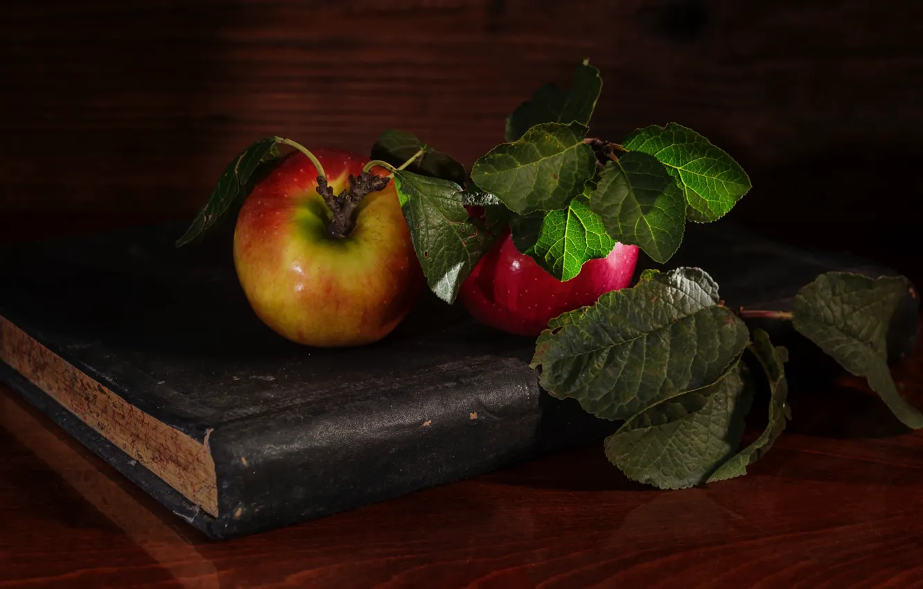 Photo wallpaper leaves, the dark background, table, apples, food, cover, book, fruit