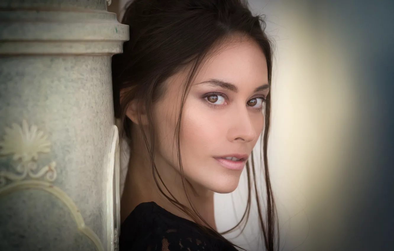 Photo wallpaper portrait, brown-eyed, Joachim Bergauer, Matea
