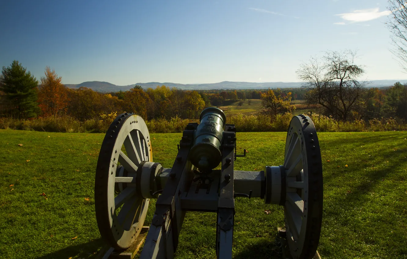 Photo wallpaper nature, gun, vintage