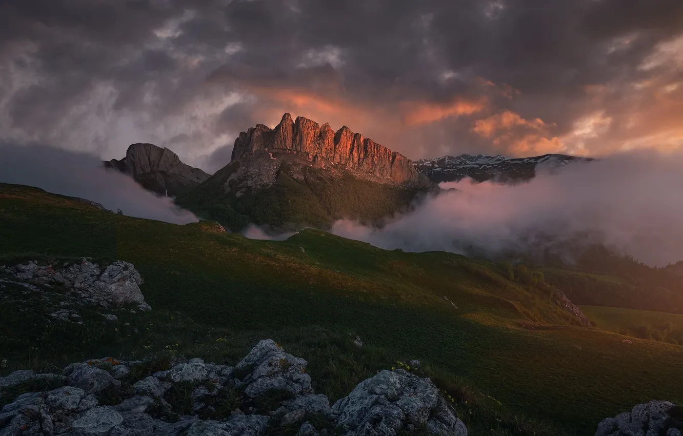 Photo wallpaper clouds, mountains, fog, the evening, Hayrakov-Shomanai, The damn gate at sunset