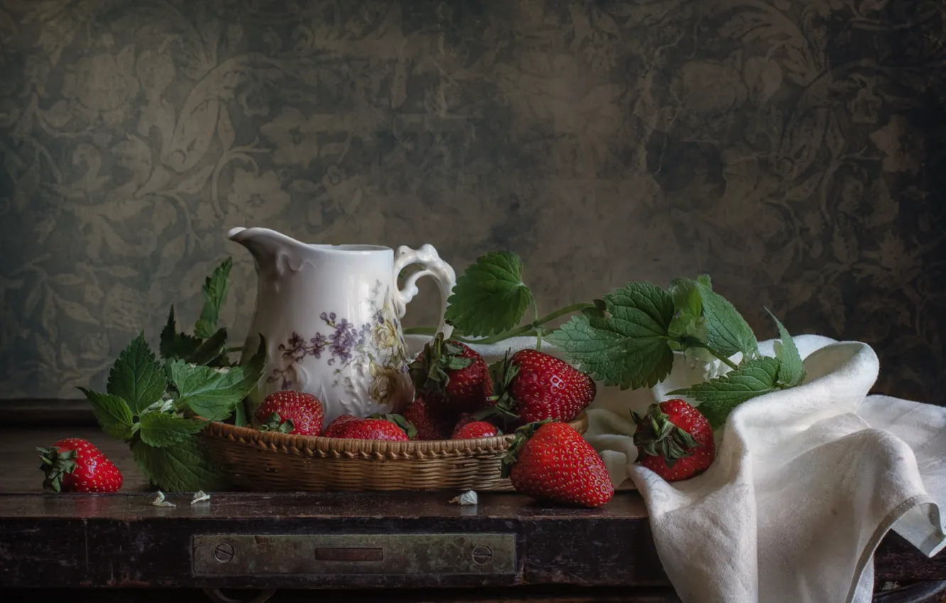 Photo wallpaper strawberry, pitcher, nettle