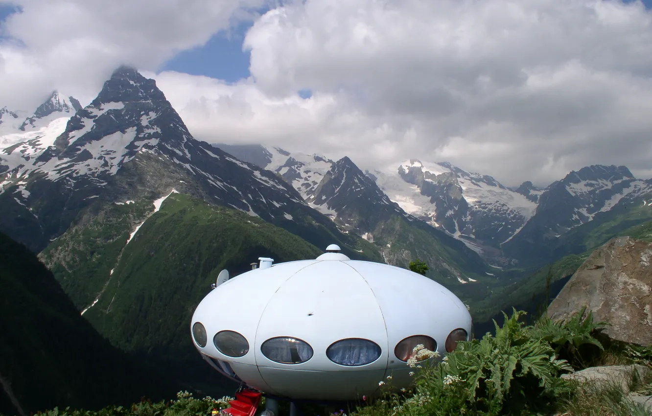 Photo wallpaper mountains, home, plate