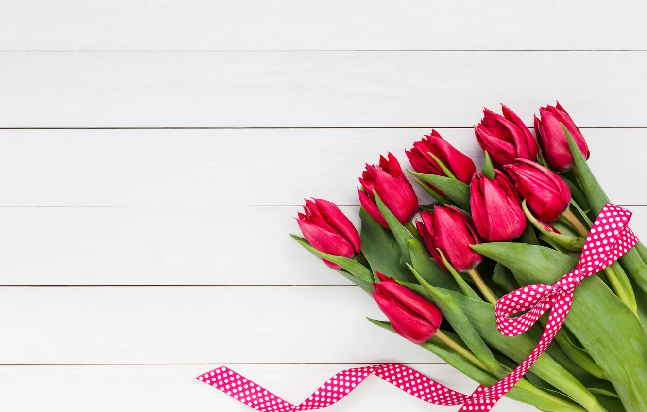 Photo wallpaper flowers, bouquet, tulips, love, wood, flowers, romantic, tulips