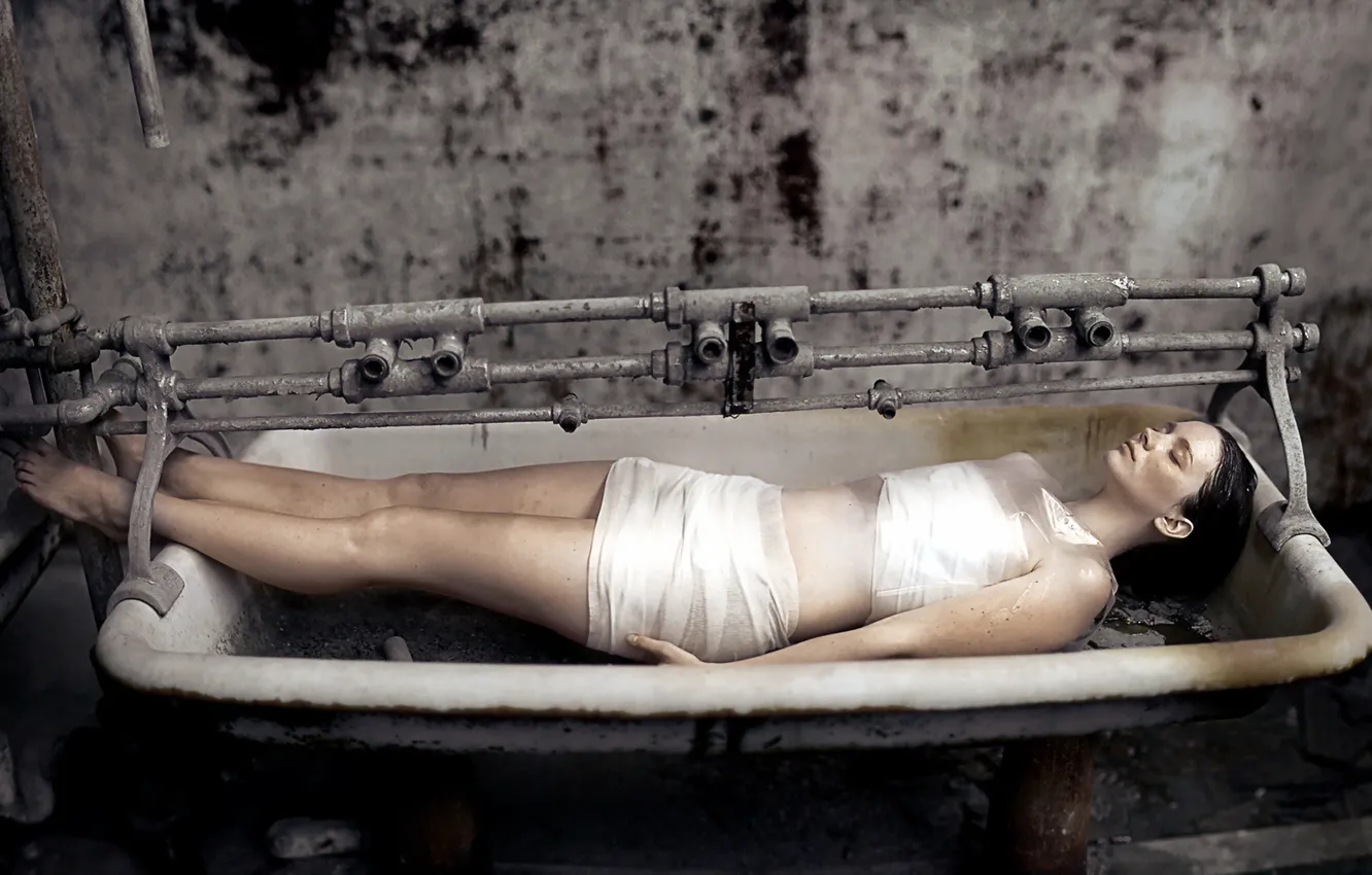 Photo wallpaper model, Bethany Rand, The Meditative State