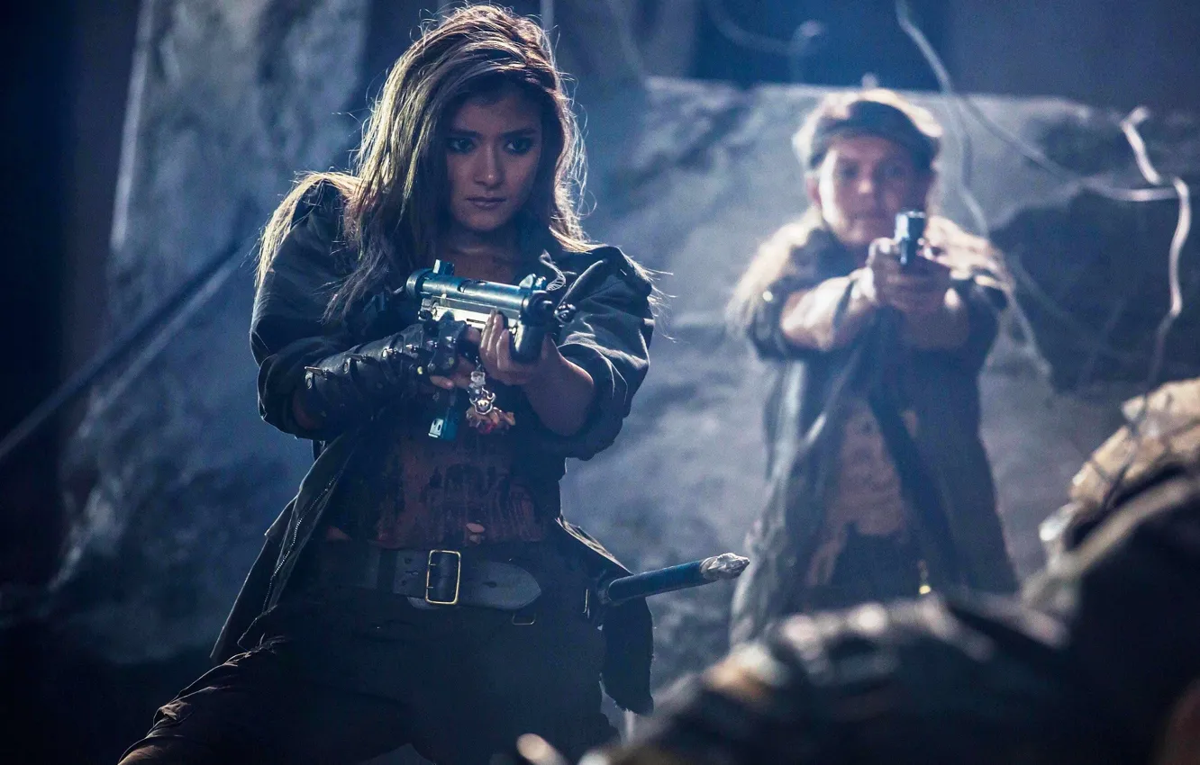 Photo wallpaper Umbrella Corp., Biohazard: The Final Chapter, Beretta M12, K-Mart, Spencer Locke, Biohazard, blade, zombie