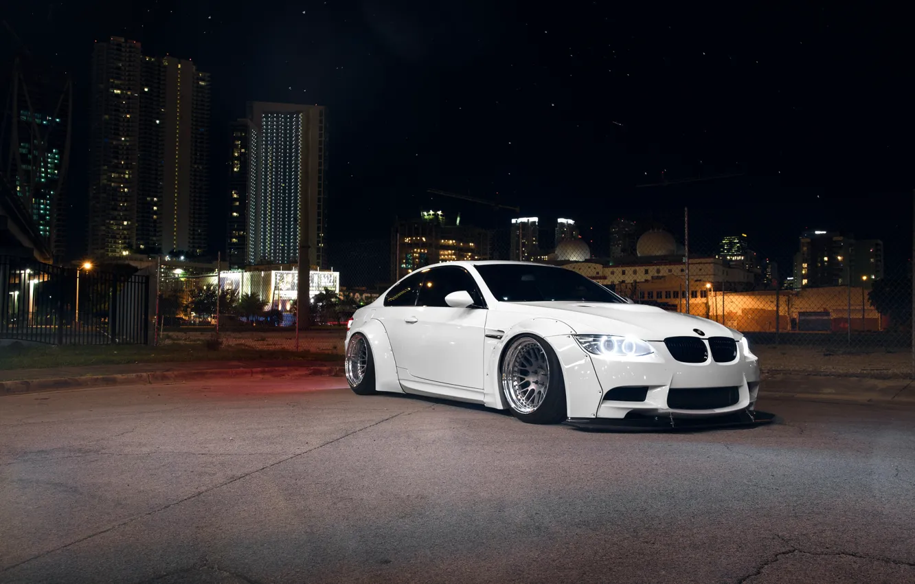 Photo wallpaper BMW, white, Front, walk, e92, Liberty