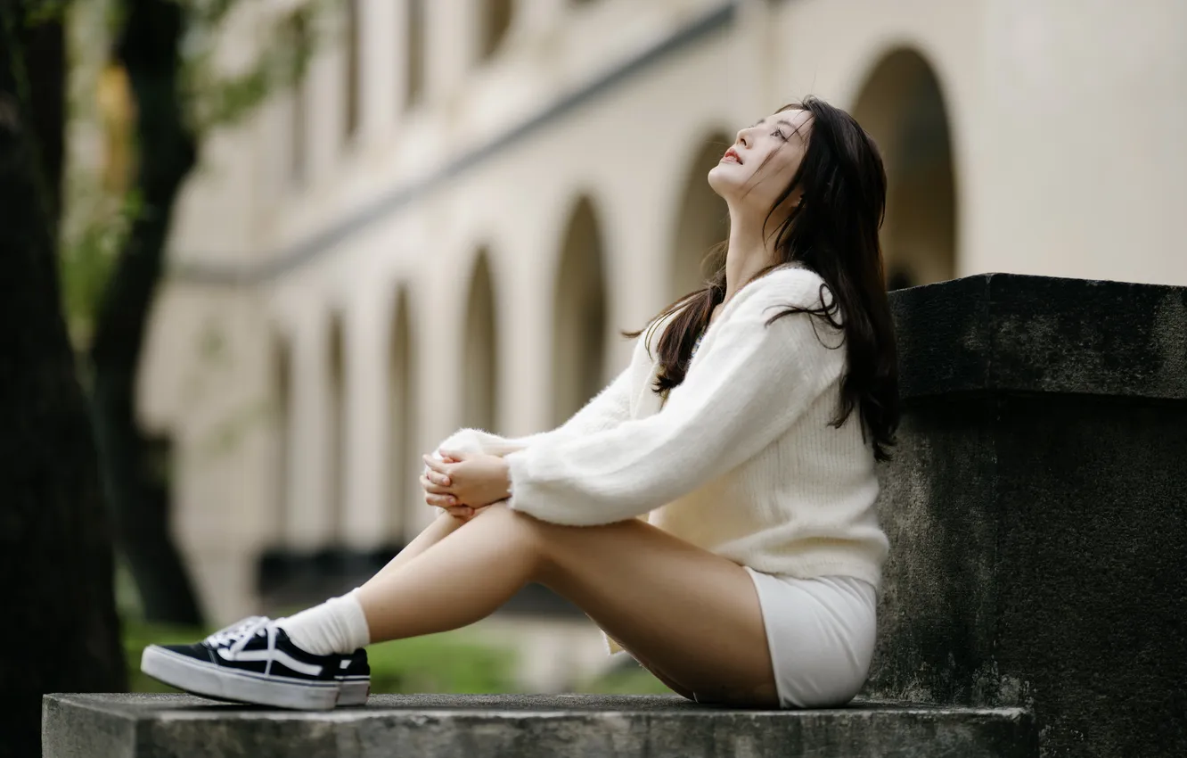 Photo wallpaper girl, the city, Asian