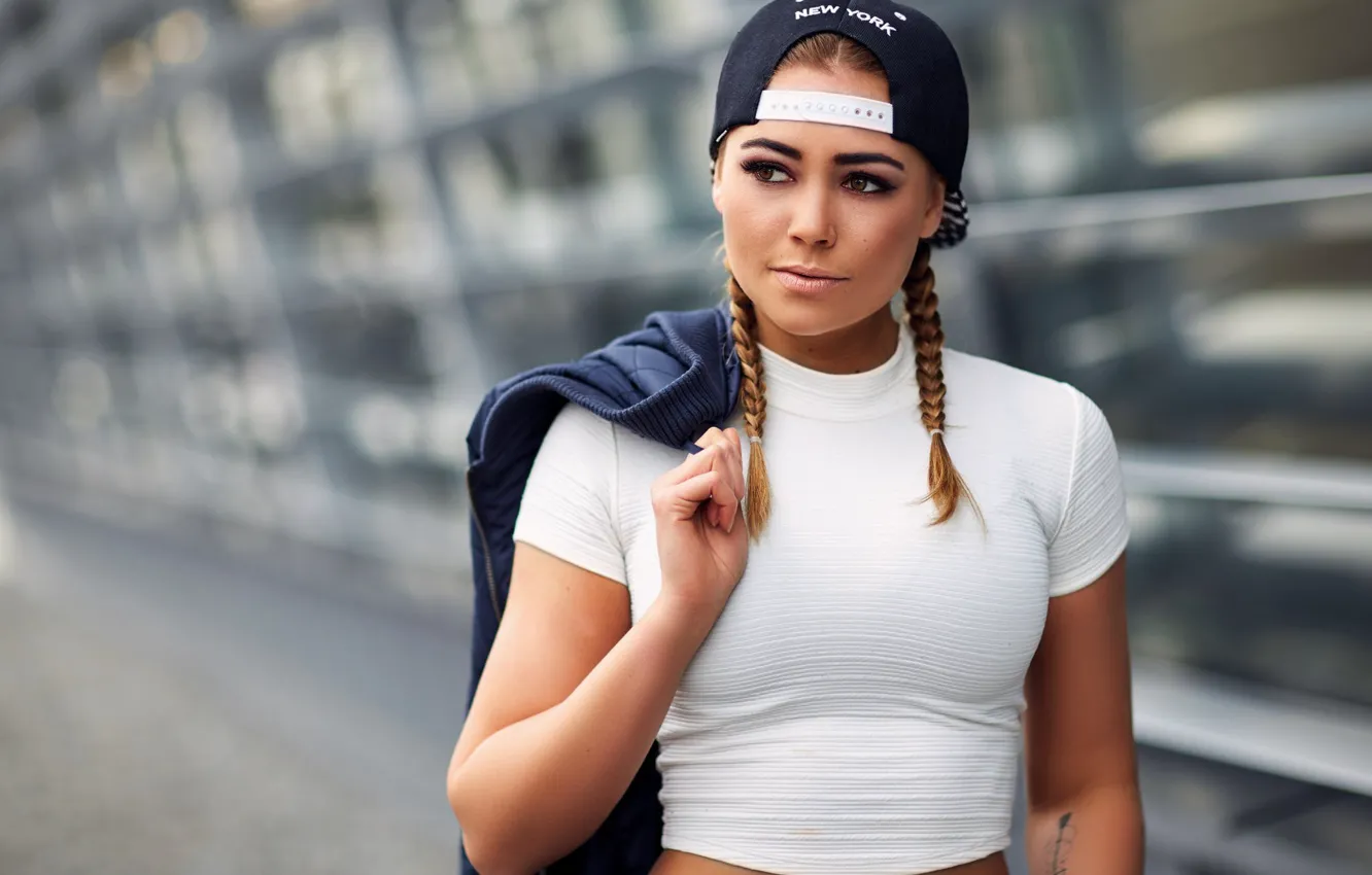 Photo wallpaper girl, sexy, t-shirt, braids, baseball cap, bokeh