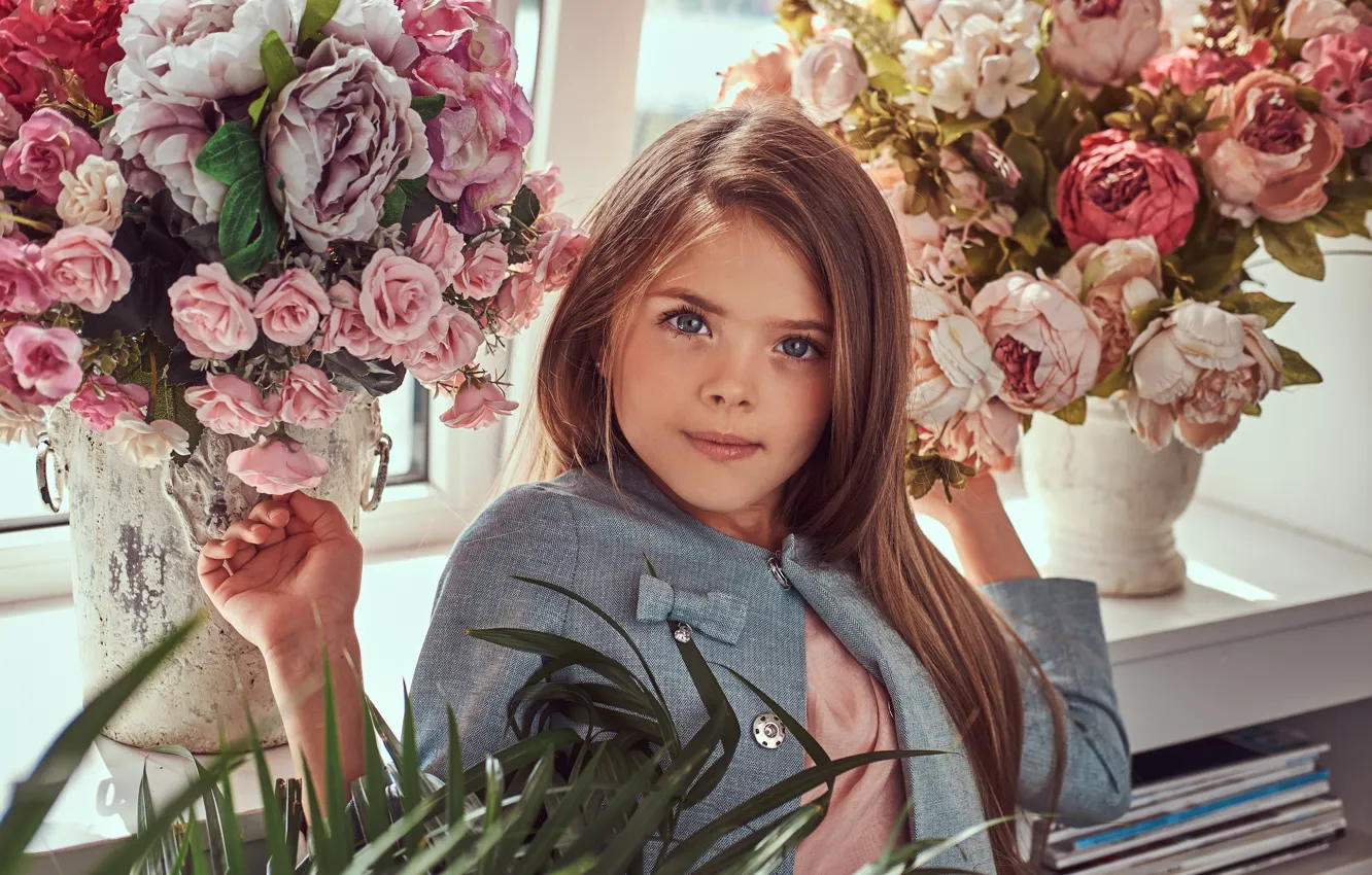 Photo wallpaper flowers, portrait, bouquet, girl