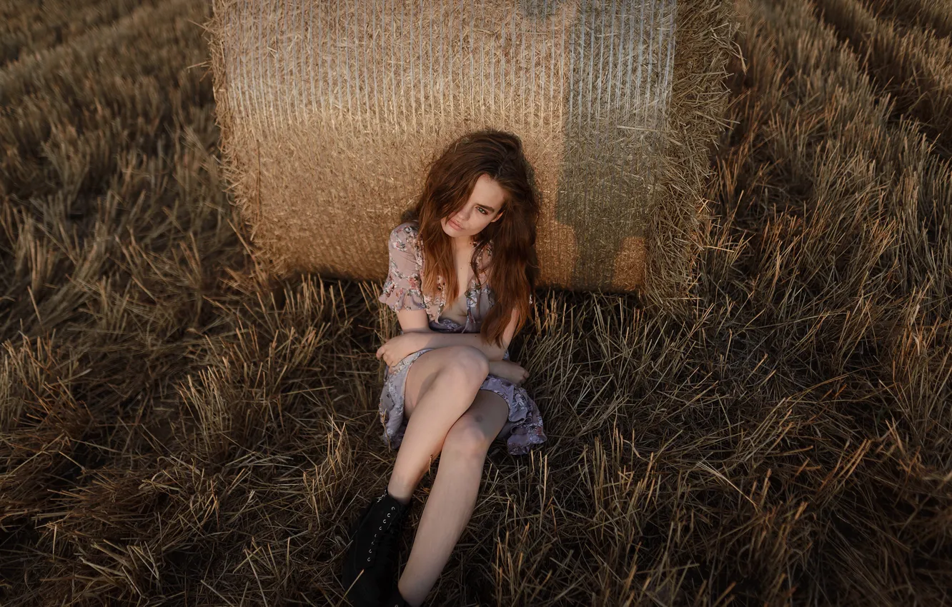 Photo wallpaper girl, legs, sponge, in the field, Aleks Five