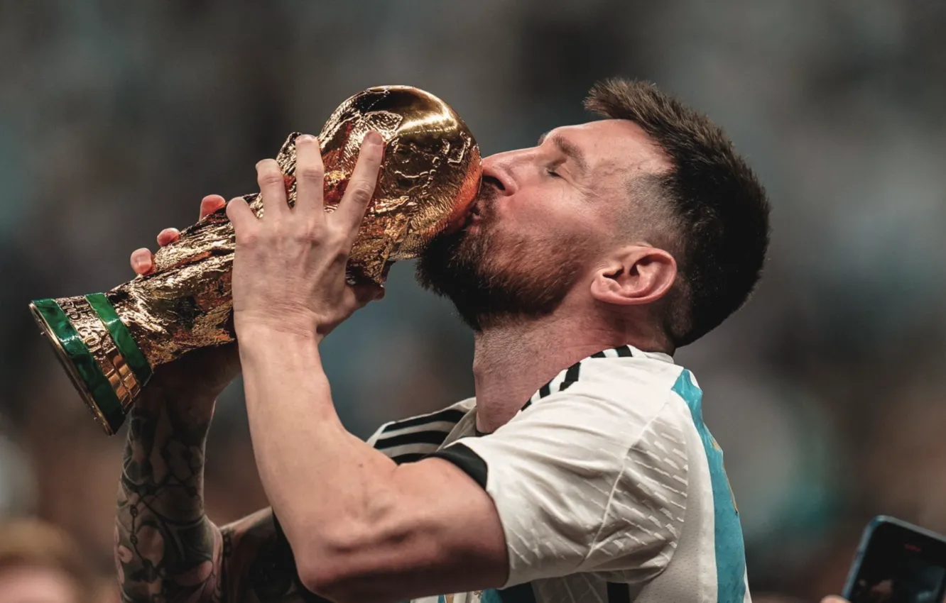 Photo wallpaper joy, football, victory, kiss, hands, t-shirt, tattoo, athlete