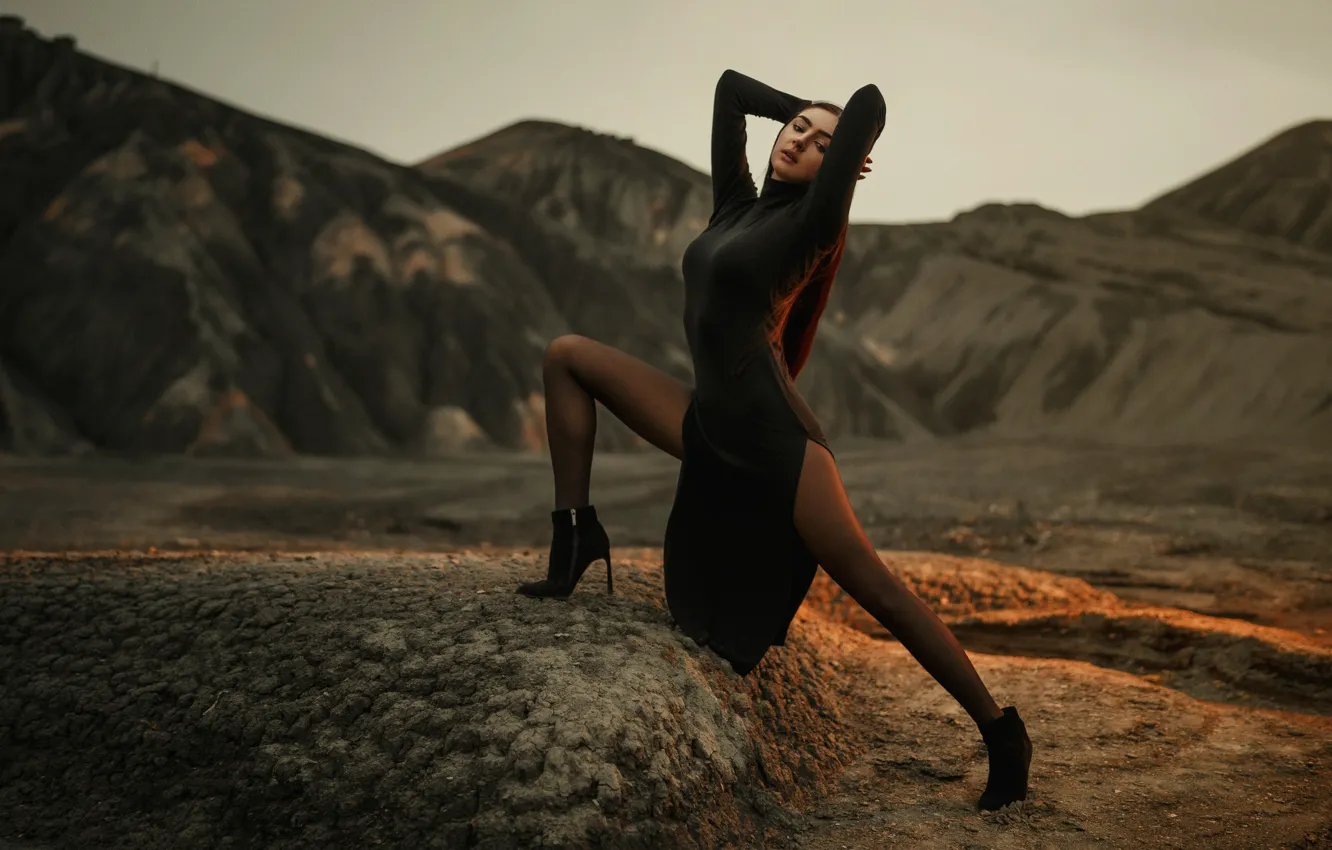 Photo wallpaper girl, mountains, pose, figure, dress, legs, cuts, Ivan Kovalev