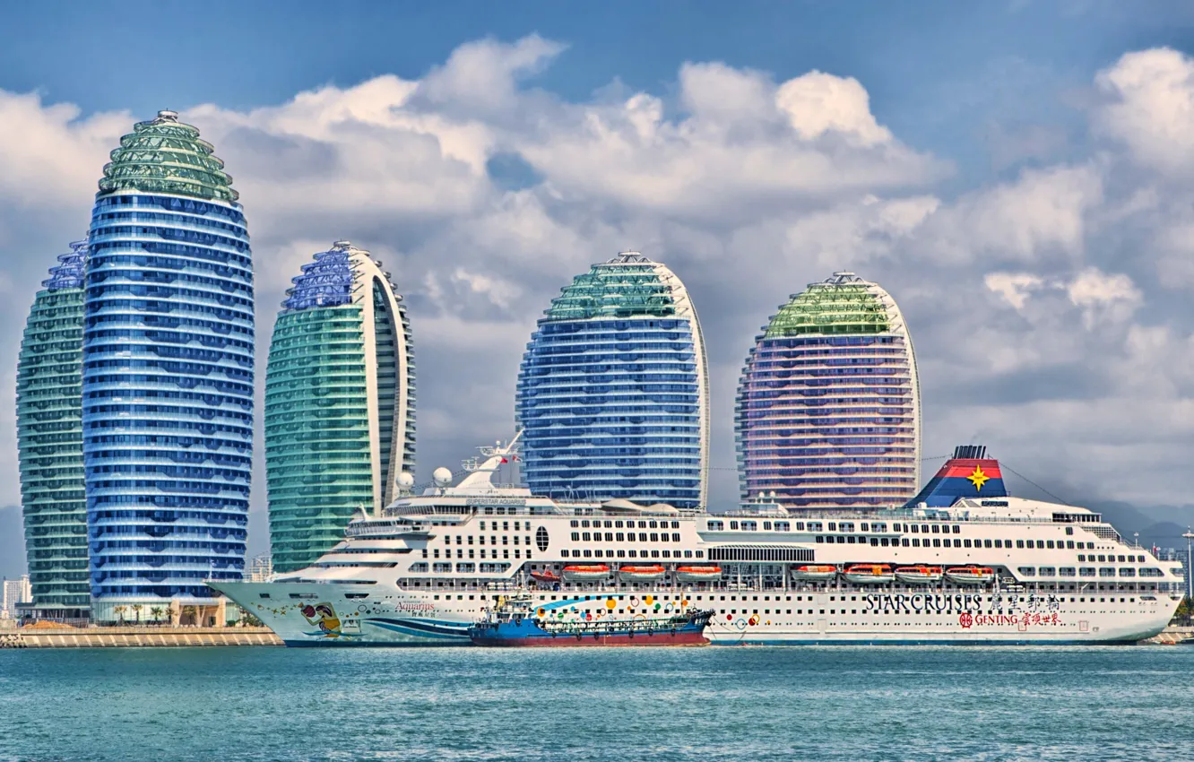 Photo wallpaper port, liner, cruise