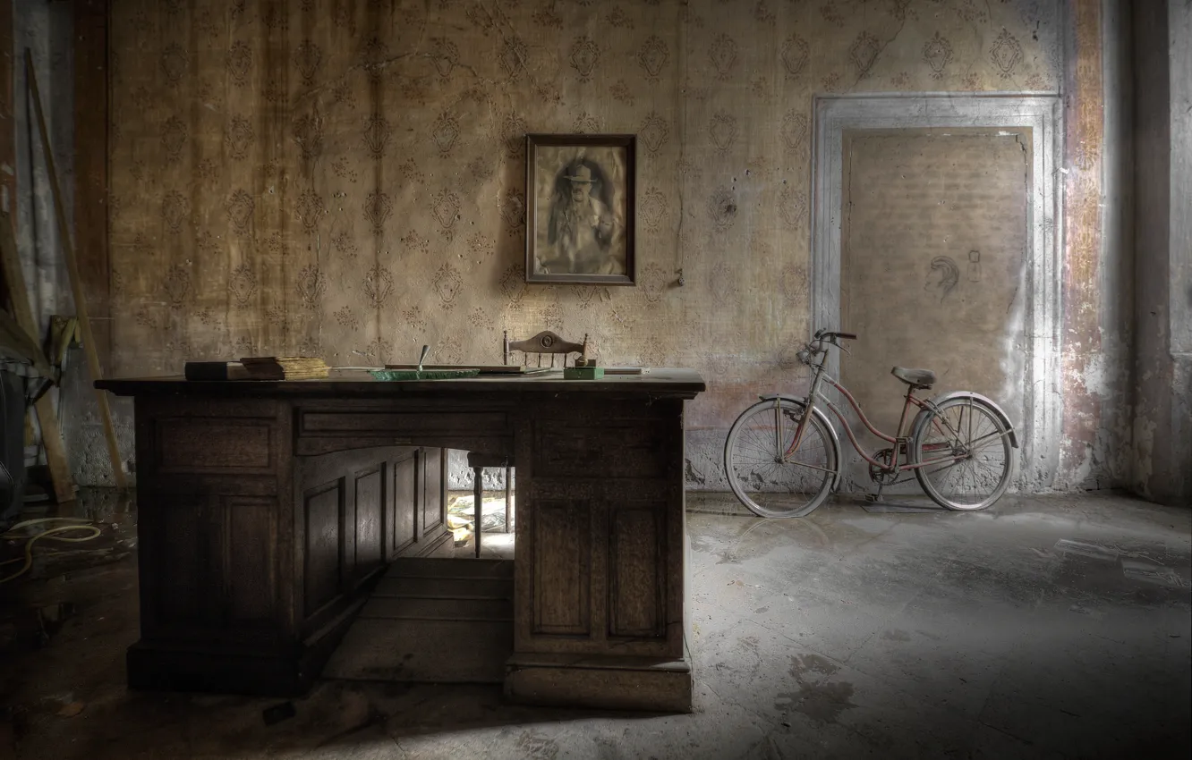 Photo wallpaper bike, table, room