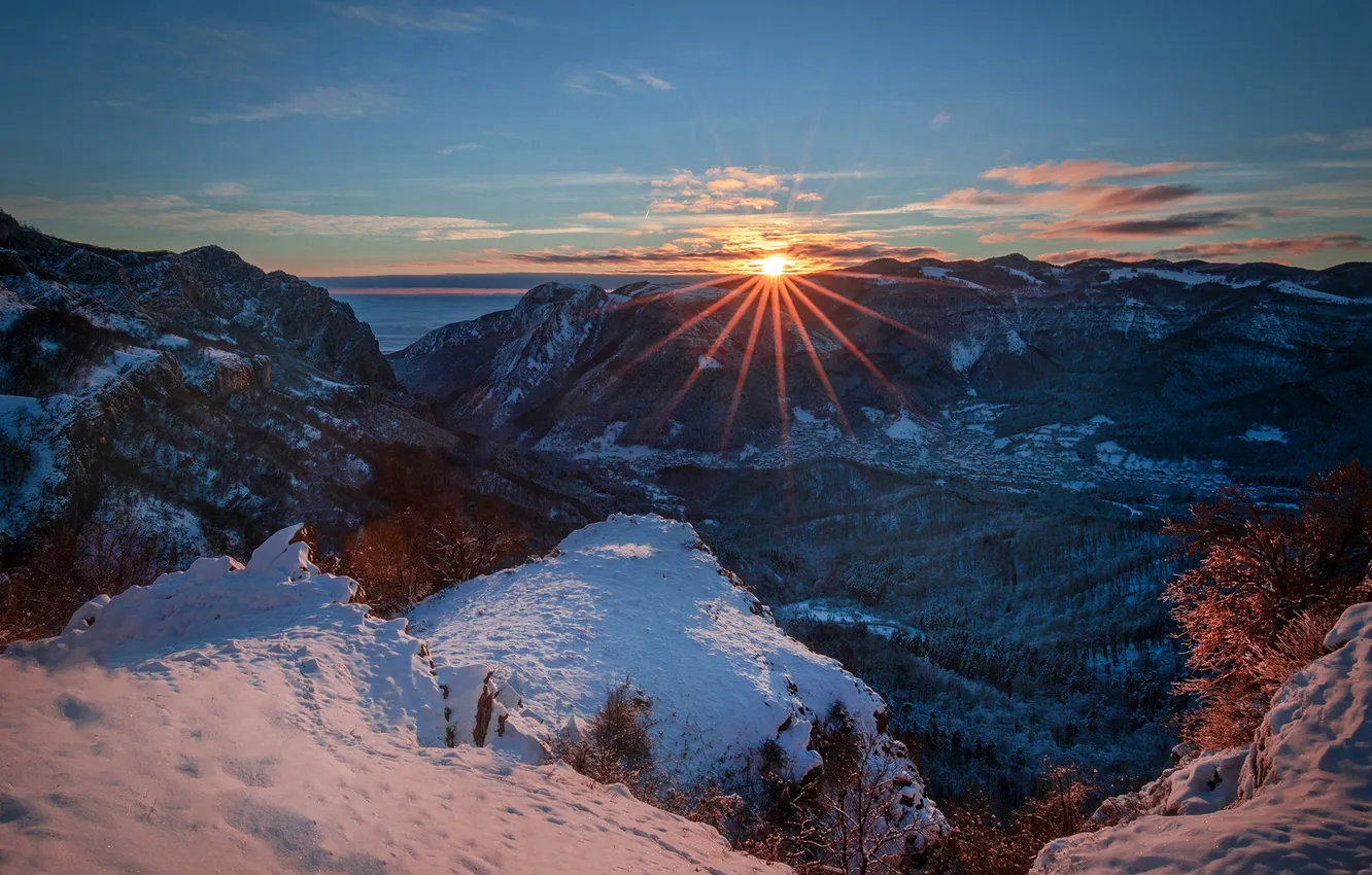 Photo wallpaper winter, the sun, snow, mountains, height