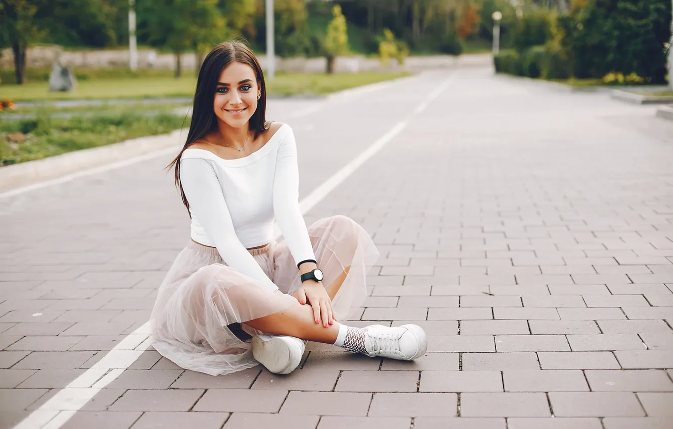 Photo wallpaper girl, summer, park, pretty, cute