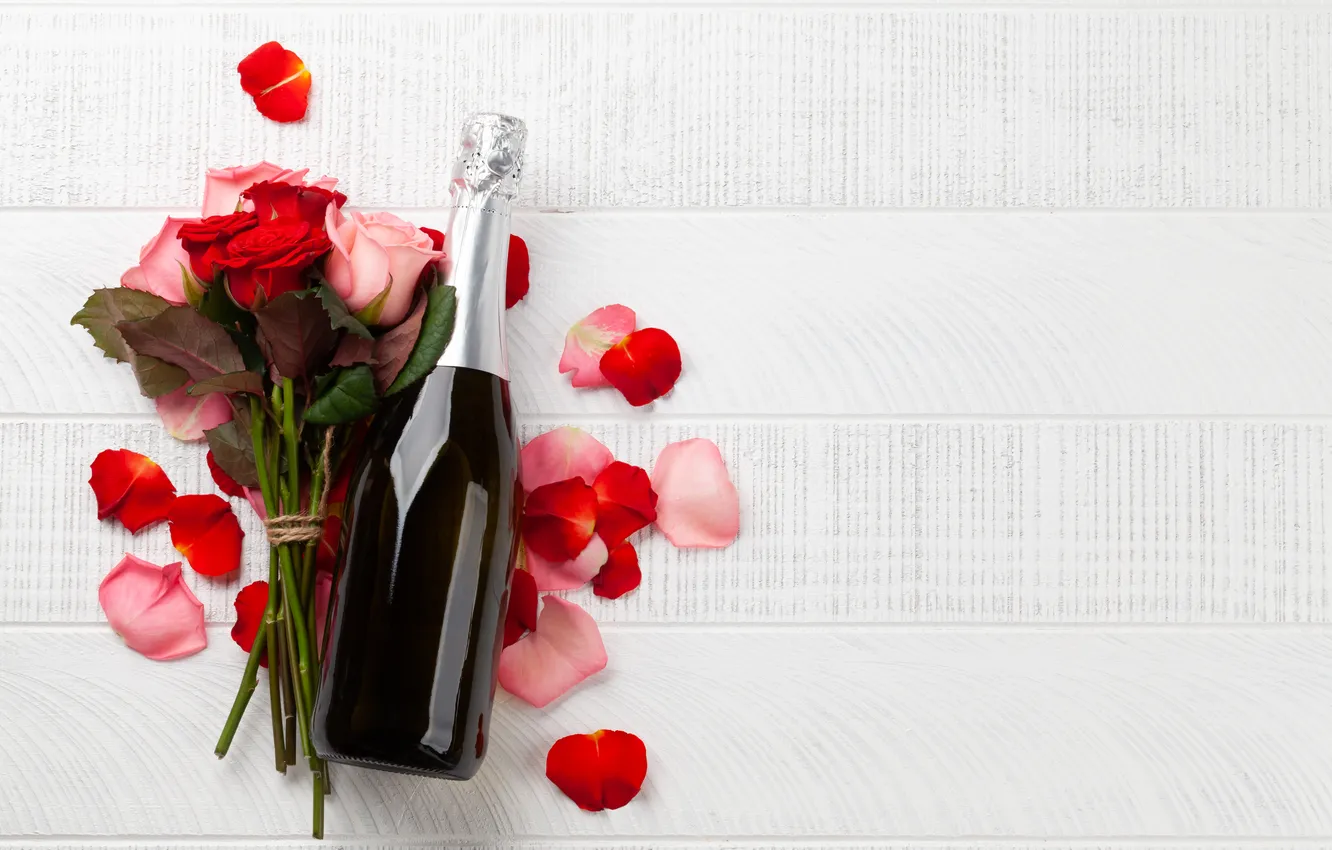 Photo wallpaper love, flowers, gift, romance, heart, roses, petals, love