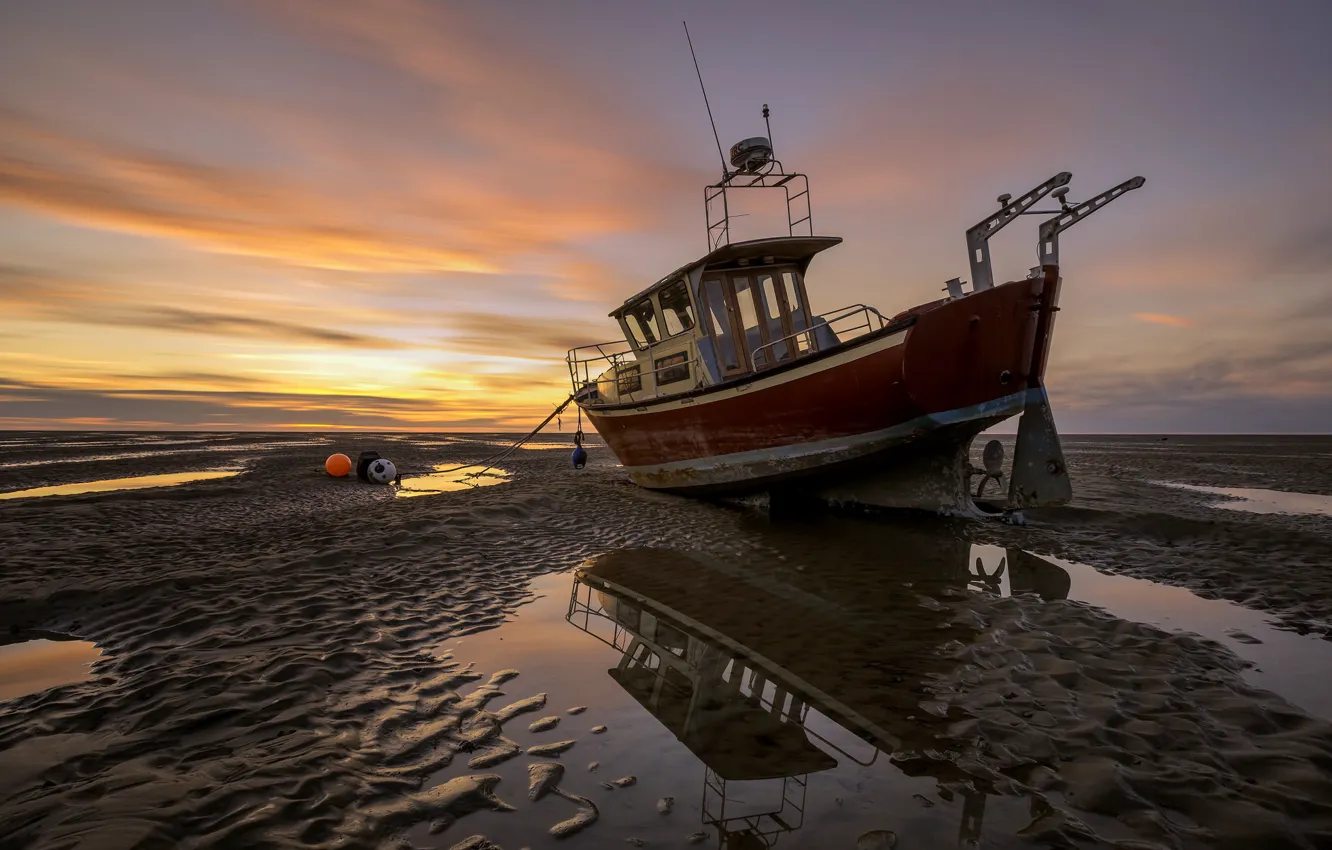 Photo wallpaper landscape, sunset, ship, stranded